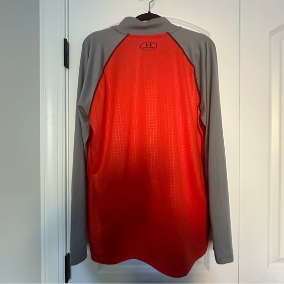 Under Armour Quarter Zip - Picture 3 of 4